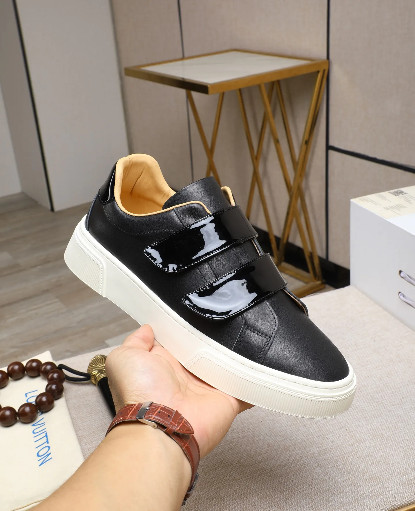 Men's shoes 💰460 [LV～] Men's casual shoes 2025z cabinet sales simultaneously 🔶Size: 38-44 #️⃣ 🔷3 colors🔜The upper is made of multi-material splicing➕cow leather lining, comfortable and breathable, sole: original comfortable and wear-resistant outsole, ⚠️real thing📱photographed🎬real thing is better📢📢📢